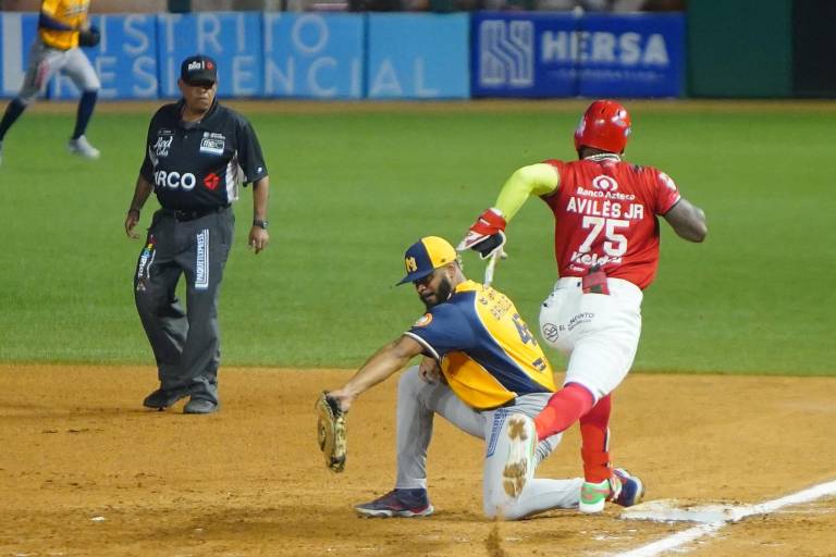 Venados asegura serie y se acerca más a playoffs