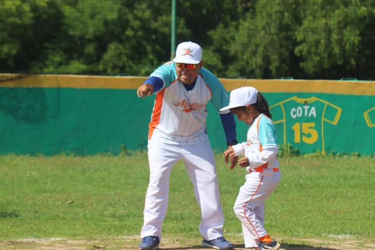 Culmina de forma emotiva el Torneo de Convivencia de Beisbol Adaptado Súper Héroes Imdem 2022