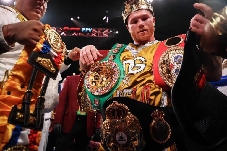Lotenal homenajea a Canelo Álvarez con su imagen en los billetes para Sorteo Mayor