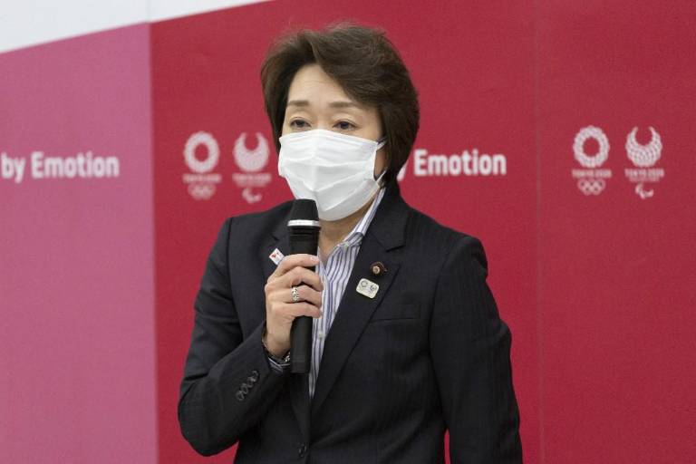 Presidenta de los JJOO de Tokio ofrece disculpas por alusión peyorativa a Naomi Watanabe