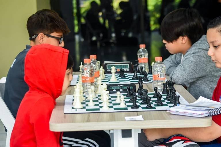 Buscan dar el jaque mate en el Torneo de Ajedrez ‘Blanco y Negro’