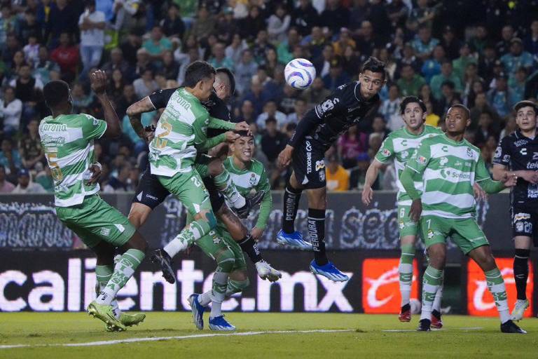 León vence a Santos y se embolsa el último pase a la Liguilla