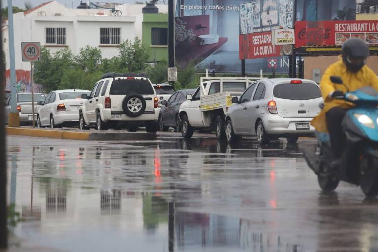 Mazatlán sin desbordamientos ni daños que lamentar tras las lluvias, señala Estrella Palacios