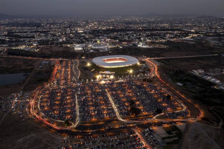 Vetan el Estadio Akron de Chivas tras incidente ante Atlas