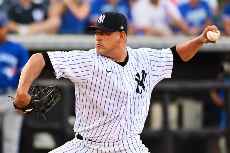 Manny Bañuelos tiene su soñado debut con Yanquis