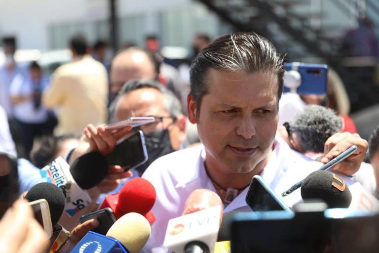 Defiende Mario Zamora a Evelio Plata por comentarios a su favor: es ciudadano antes que funcionario