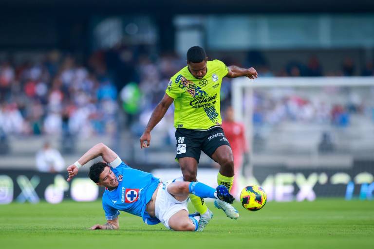 Cruz Azul sigue sin ganar, se conforma con el empate ante Puebla