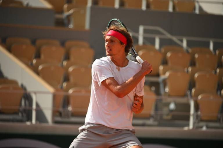 Zverev y Tsitsipas parten como favoritos en Abierto de Los Cabos