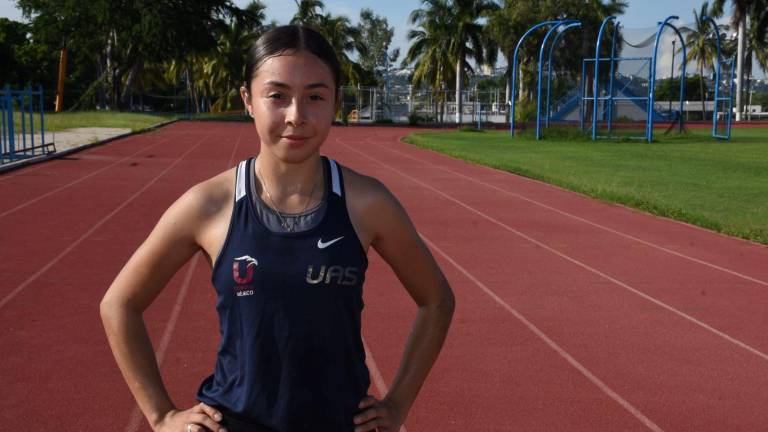 Samanta Angulo Velarde espera su llamado tras ser medallista de bronce en Universiada.
