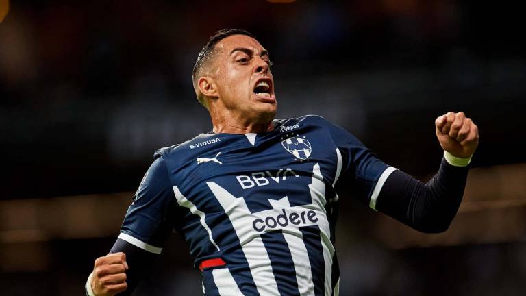 Rogelio Funes Mori festeja su gol.
