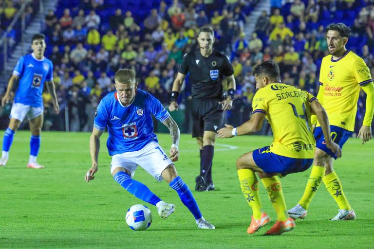 América y Cruz Azul firmaron un somnoliento empate