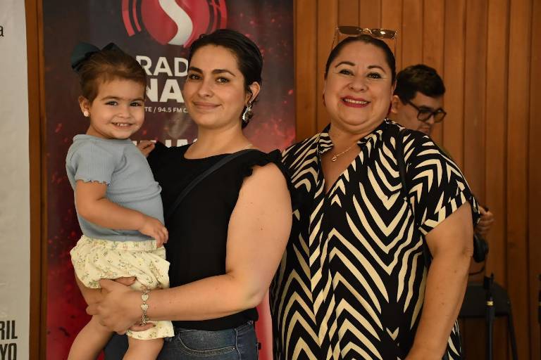 Vibran sinaloenses en el inicio de los festejos del 50 aniversario del Isic