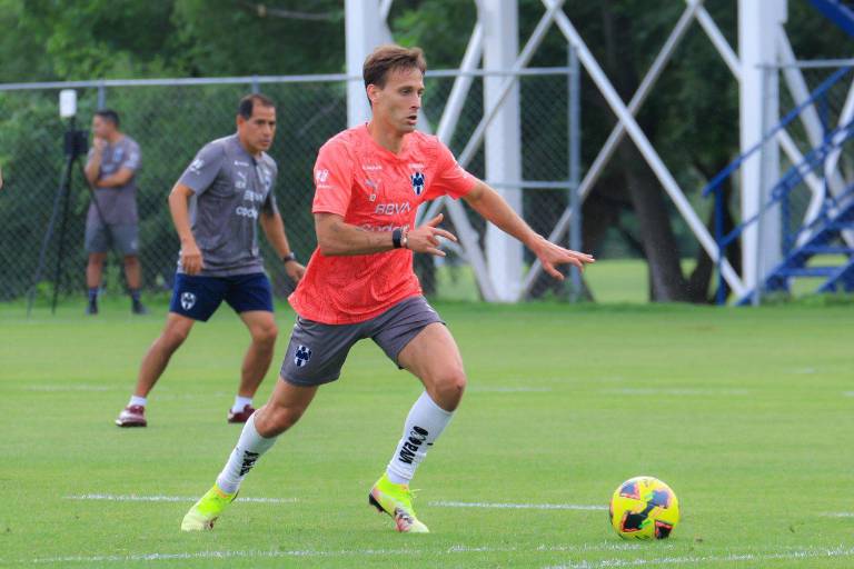 Sergio Canales regresa a los entrenamientos del Monterrey