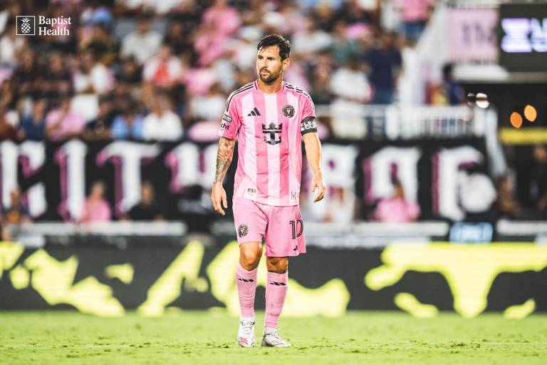 Messi encendió las alarmas en Miami: lesión muscular menor complica su agenda con la selección