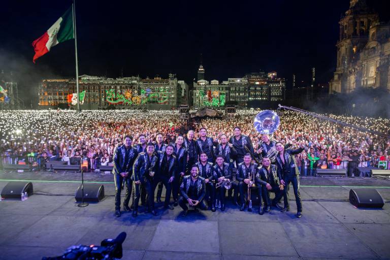 Viven la fiesta mexicana con La Arrolladora Banda El Limón