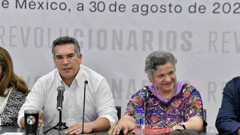A través de un video que se difundió en diversas redes sociales, se escucha a la senadora tlaxcalteca decir que nunca iba a estar contra la democracia, ni sería factor que dividiera a México.
