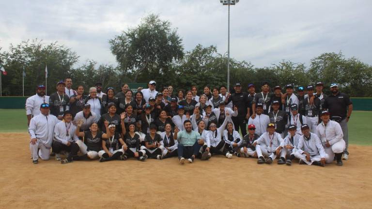 Los softbolistas de Mazatlán logran un oro y dos bronces.