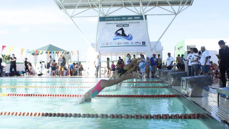 La Alberca de Ciudad Educadora es la sede de la Primera Copa de Natación Imdec 2022.