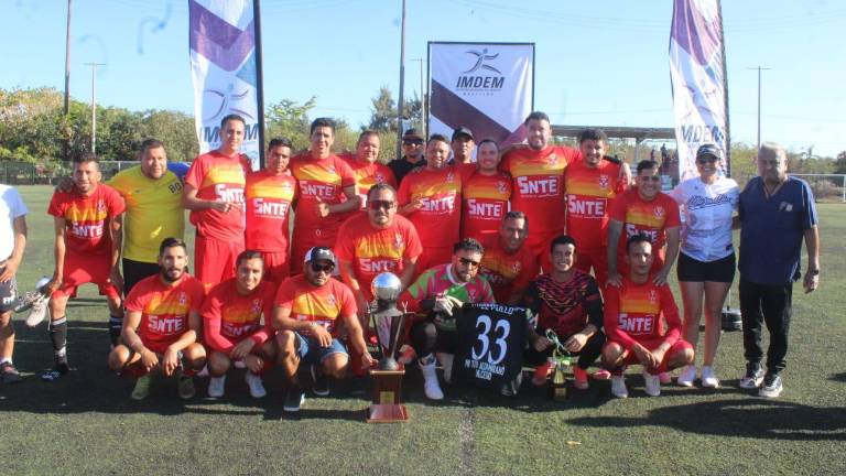 SNTE Sección 53 es el flamante monarca.