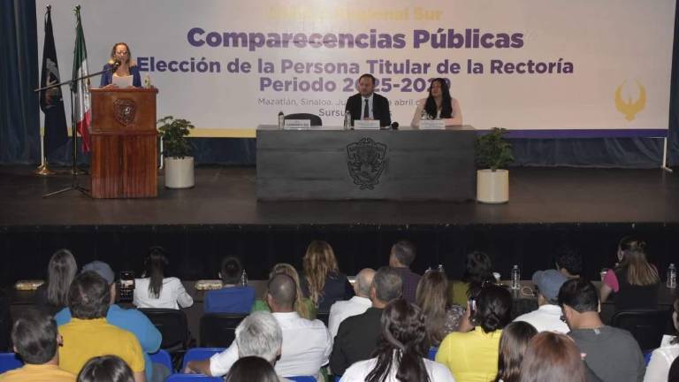 Los aspirantes a la Rectoría de la UAS, Denise Díaz y Jesús Madueña, tuvieron este jueves su segundo día de comparecencias públicas, ahora en Mazatlán.