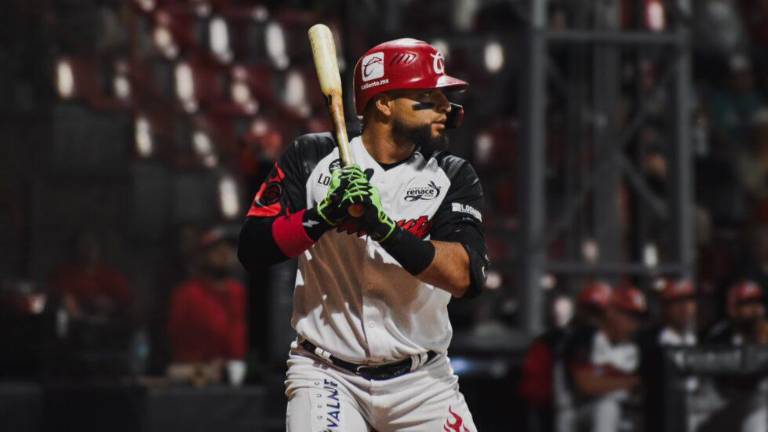Alonso Gaitán está entre los mejores bateadores en cuanto a average, en el verano.