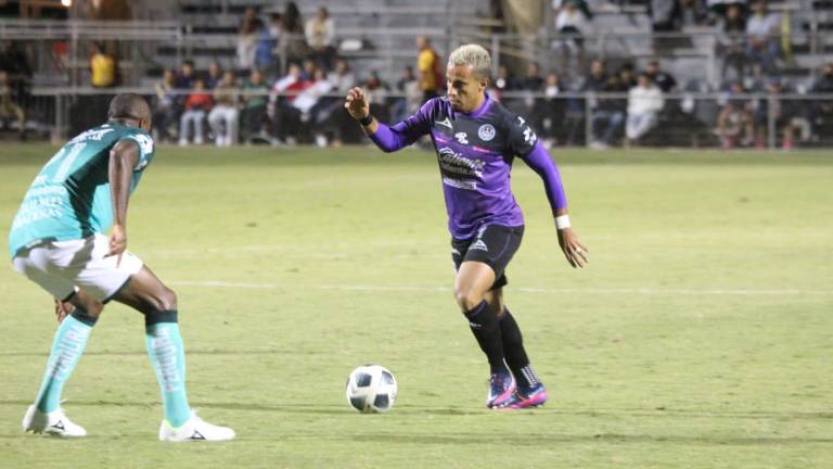 Mazatlán FC pierde duelo amistoso.