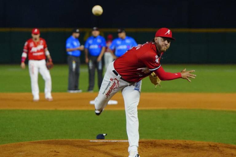 Nolan Kingham y JP Woodward fueron la revelación extranjera de Venados en el montículo
