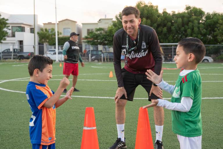 Jornadas Deportivas llegan a Urbivillas del Cedro con tarde de juegos y valores