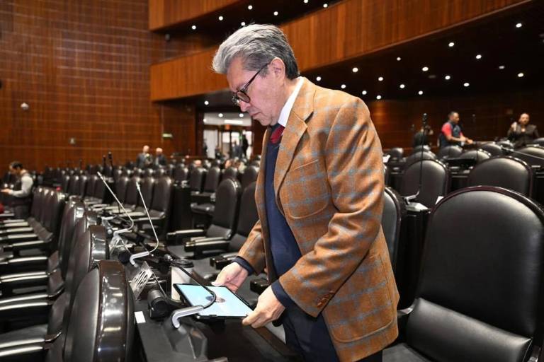 Monreal descarta relevo en liderazgos del Congreso pese a crisis de Adán Augusto por caso Hernán Bermúdez