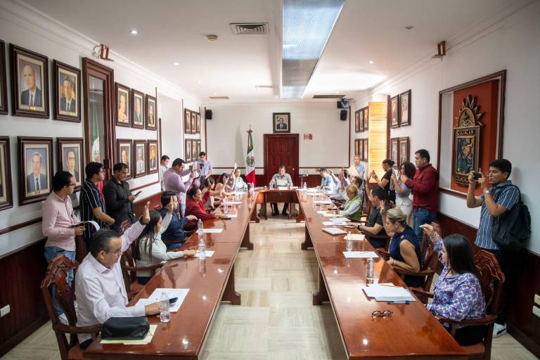 Cabildo aprueba salida de 11 policías municipales en Culiacán