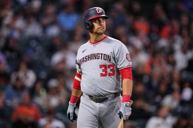 Medias Rojas firman al primera base Nathaniel Lowe