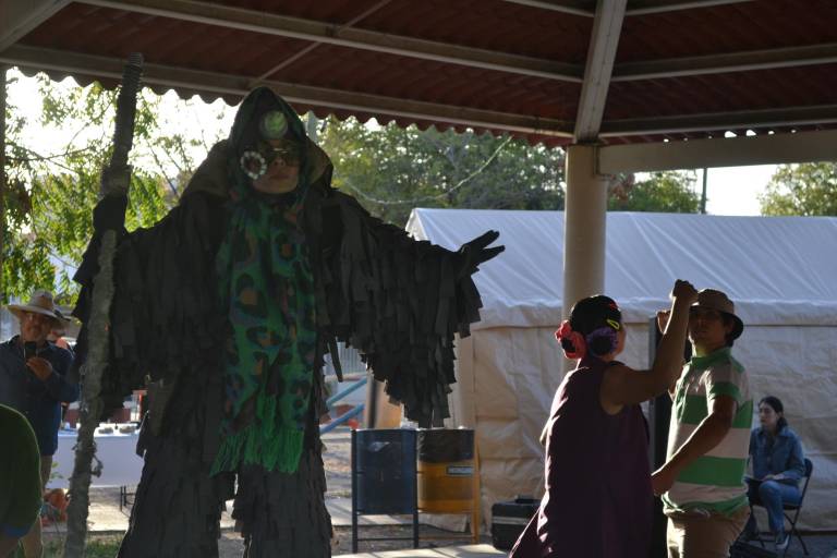Danza Joven compartió el cuento de Michael Ende en parque Horizontes