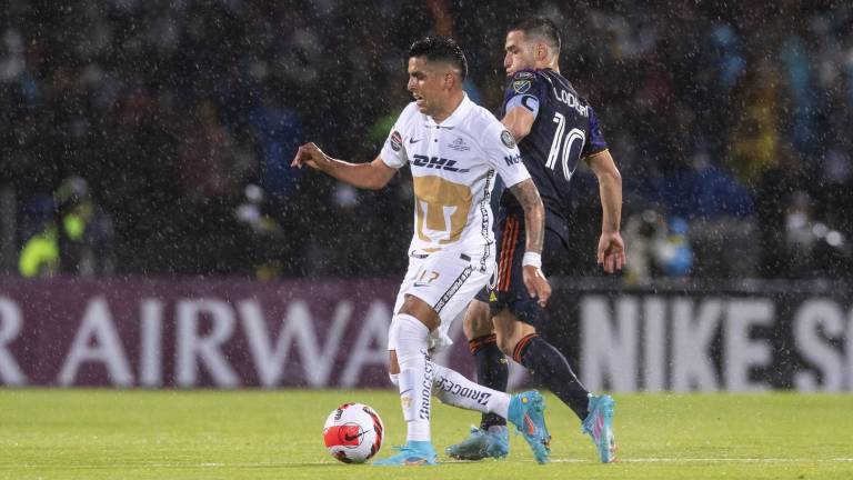 Pumas deja ir una ventaja de dos goles en CU.