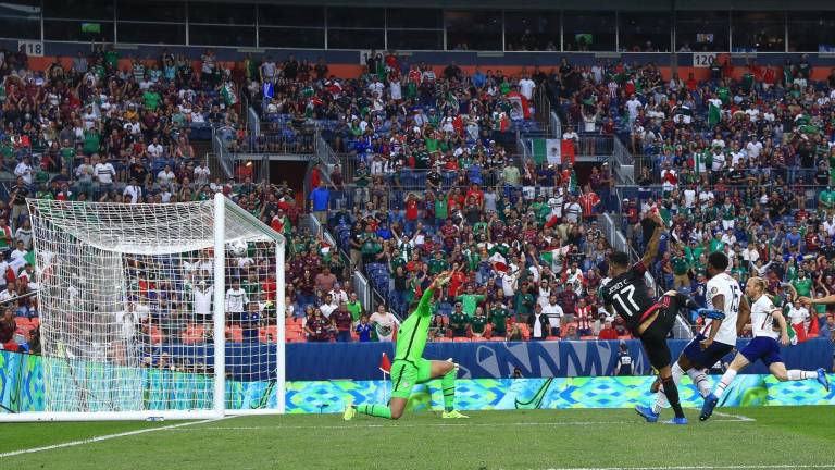La afición durante el México contra Estados Unidos.