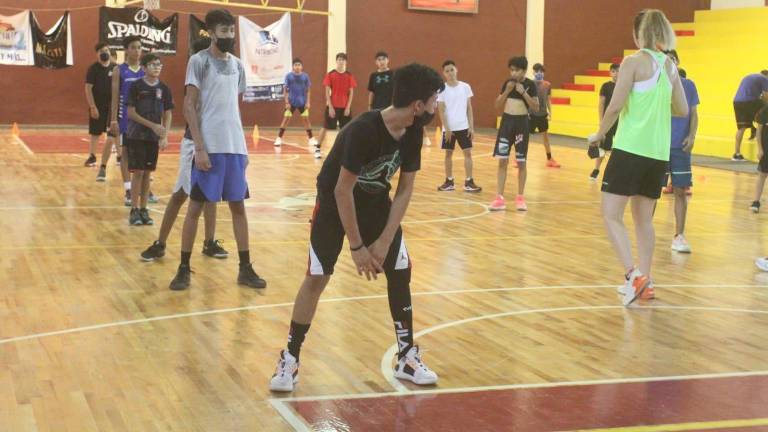 Se espera se inscriban unos 60 basquetbolistas.