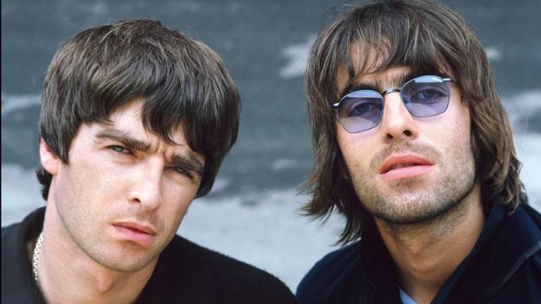 Los hermanos Noel y Liam Gallagher regresarán a los escenarios con Oasis.