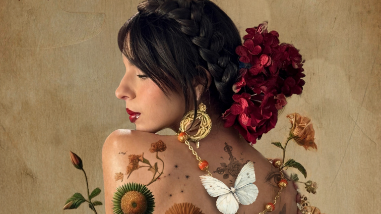 Ángela Aguilar.