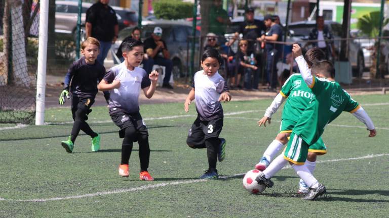 Mazatlán cae por 1-0 ante Ahome.