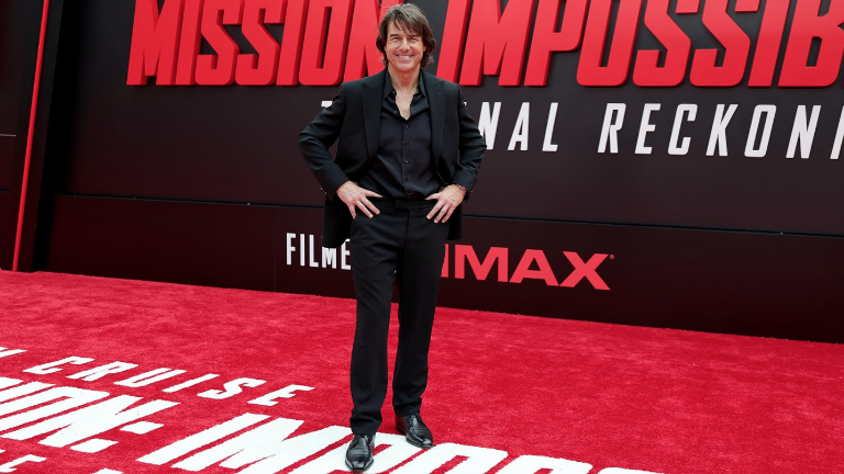 Tom Cruise protagoniza Misión Imposible: Sentencia Final.