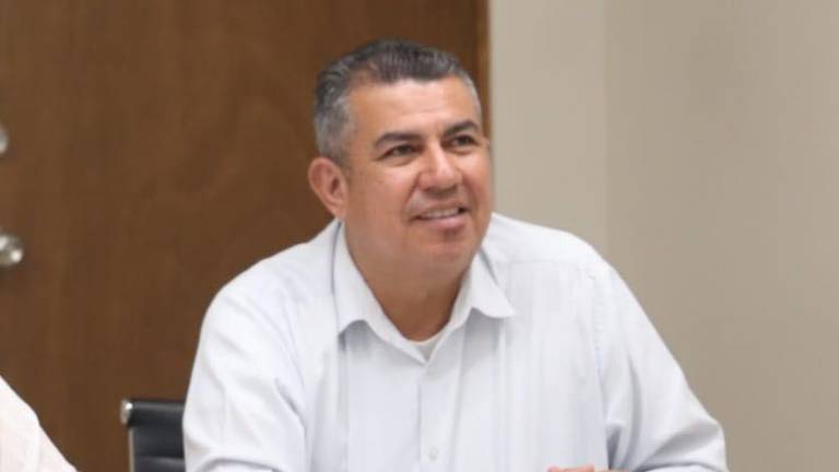 Julio César Ramos Robledo, Tesorero Municipal de Mazatlán.