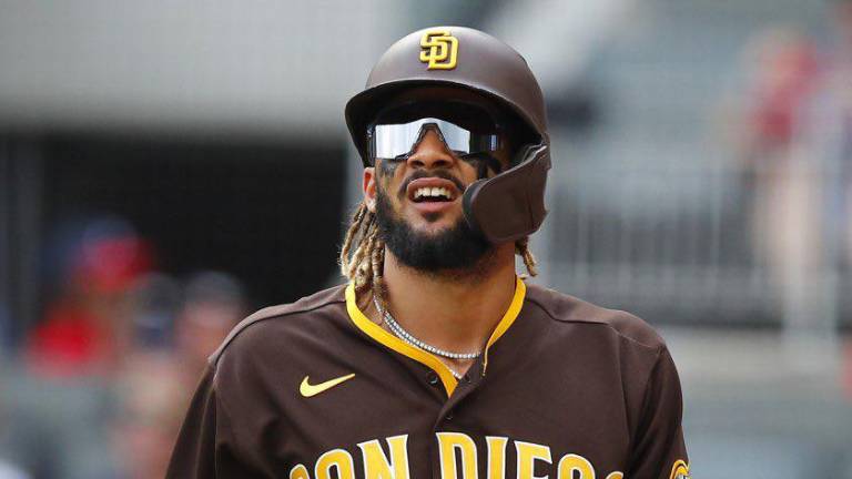 Fernando Tatis Jr. podría perderse tres meses de actividad.