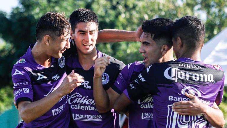 Mazatlán FC supera por 3-1 al Atlas.
