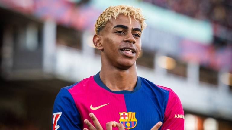 Lamine Yamal extendió su vínculo con el Barcelona, con quien acaba de ganar el triplete nacional.