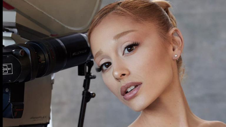 Ariana Grande.