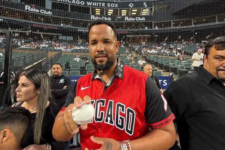 José Abreu disfrutó de un emotivo regreso a Chicago