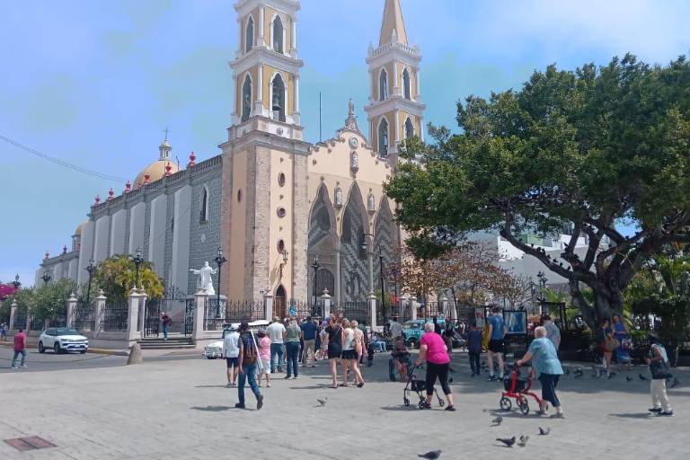 Llega crucero turístico con 5 mil 463 personas en total este martes a Mazatlán