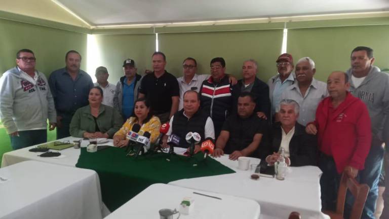 El sector transportista de Mazatlán pide que también se les considere en los apoyos a los sectores afectados por la crisis de violencia.