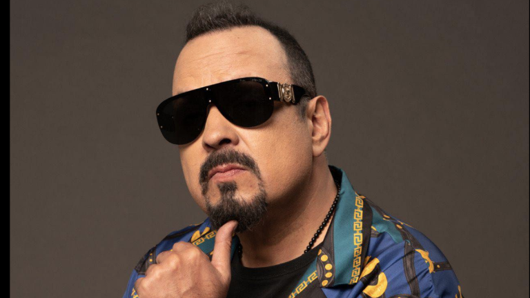 Pepe Aguilar.