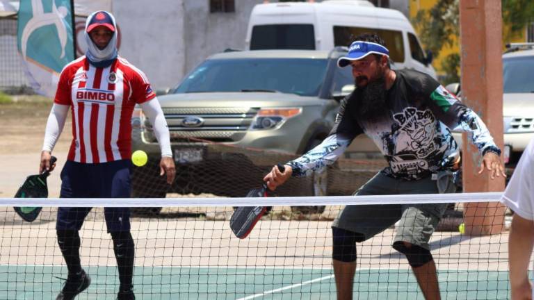 El torneo se realizó a round robin.