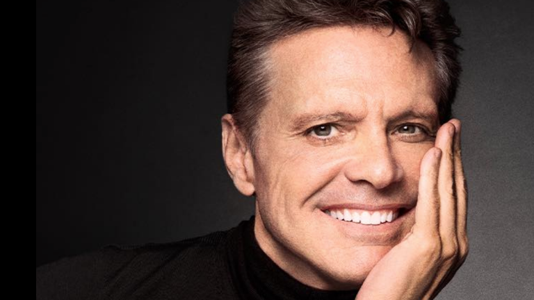Luis Miguel.